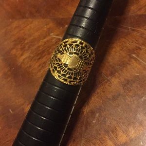 Real Vintage Jewelry- Adjustable Vintage gold and silver colored Rings